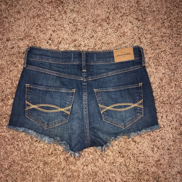 Abercrombie Jean Shorts - Picture 2 of 3